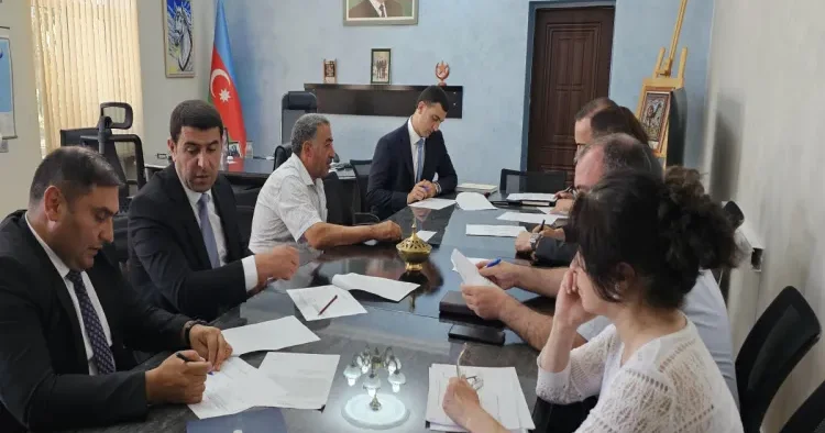 Sumqayıt bələdiyyəsinin sədri vətəndaşları qəbul edib