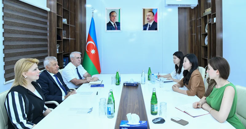 BMU da “Huawei” şirkəti ilə əlaqələr müzakirə olundu