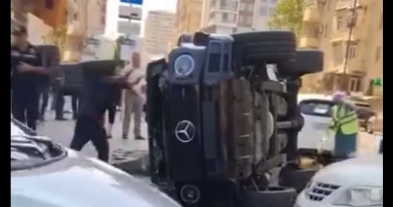 Bakıda Gelandewagen aşdı