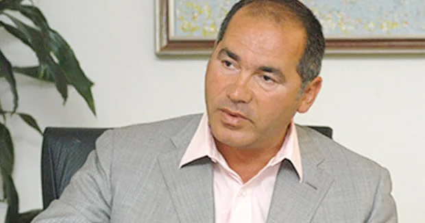 Azərbaycanlı milyonçunu sanksiyalardan qurtarmaq adı ilə aldadıb rüşvət alan fransızın məhkəməsi başladı