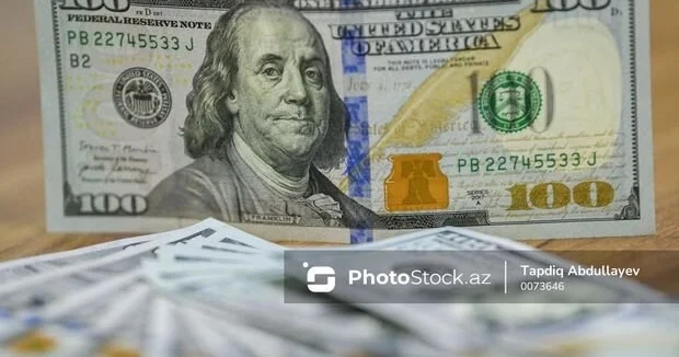 Banklara köhnə dollarla bağlı qadağa qoyulub? RƏSMİ CAVAB