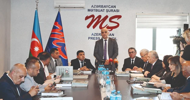 “Jurnalist ömrünün əbədiyyət nəğməsi”