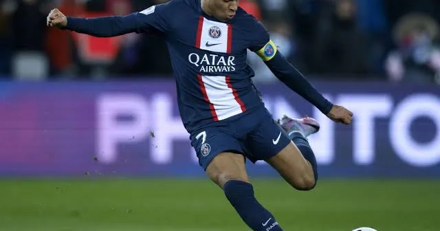 Mbappe Messini keçərək DÇ tarixinin ən məhsuldar bombardiri oldu
