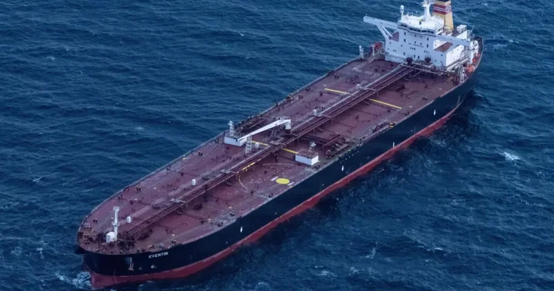 Танкер под флагом Танзании захвачен у берегов Сомали