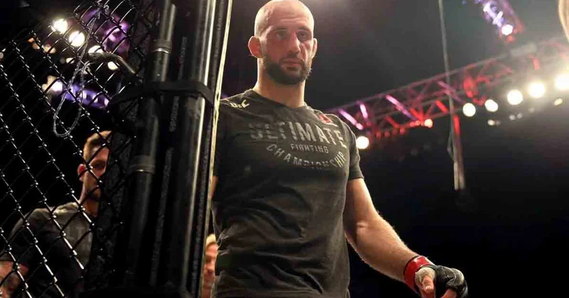 Бойца UFC Оздемира дисквалифицировали на 16 месяцев за допинг