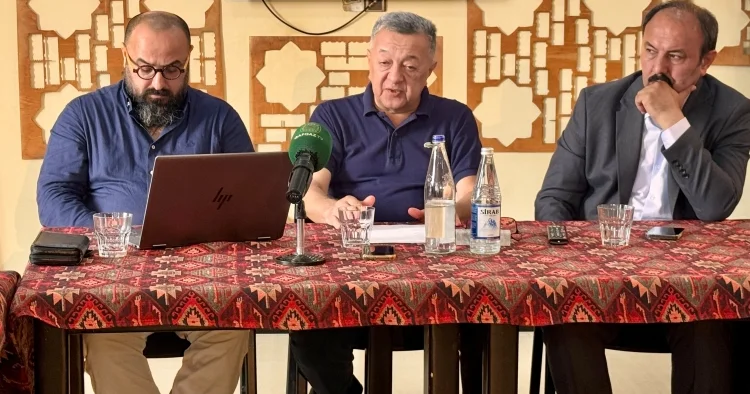 AJB bölgə jurnalistləri ilə görüşlərə başladı FOTOLAR
