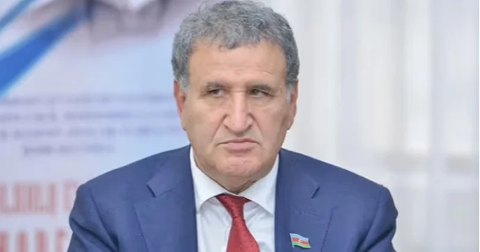 İsa Həbibbəyli xəstəxanada onu ziyarət etdi