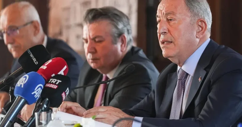 Хулуси Акар: Вопрос ЗРК С 400 так или иначе будет решен