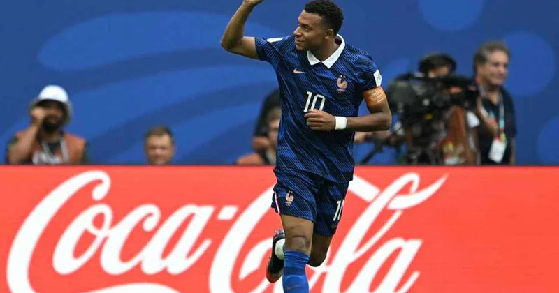 Mbappe Messinin rekordunu qırdı DÇ nin ən çox qol vuran futbolçusu oldu
