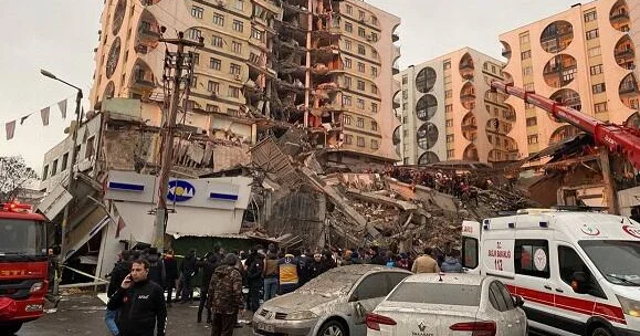 Türkiyə səhəri güclü zəlzələ ilə açdı