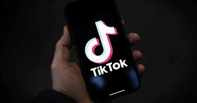 Госслужащим США снова разрешили устанавливать TikTok на служебные телефоны