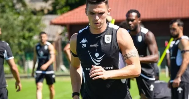 Neftçi Dinamo Minsk oyununun hakimləri bilindi