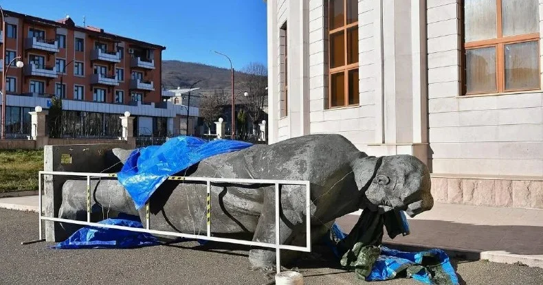 Вот только Шаумяна нам не хватало Minval Politika