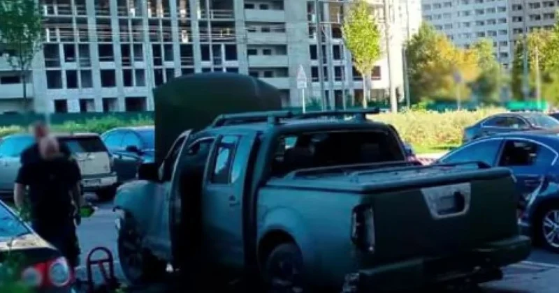 В Киеве взорвался военный автомобиль