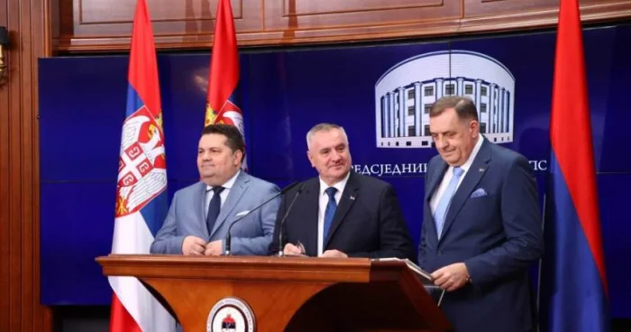 Serb Respublikasının Baş naziri istefa verib