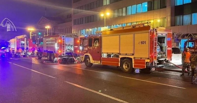 Körpələrin sayı çox olduğu üçün otağa girmək mümkün deyildi MƏHKƏMƏ