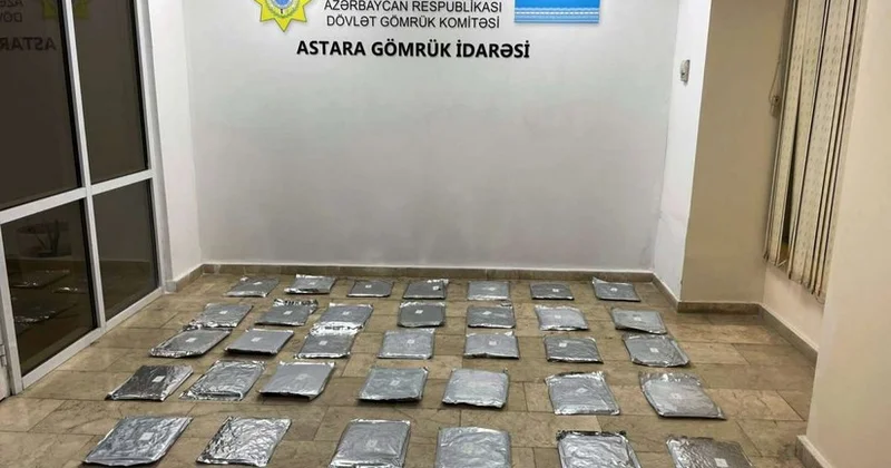 Азербайджанские таможенники изъяли более 30 кг марихуаны, спрятанной среди салата