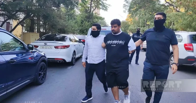 Глумившиеся над памятью шехидов туристы арестованы на три месяца