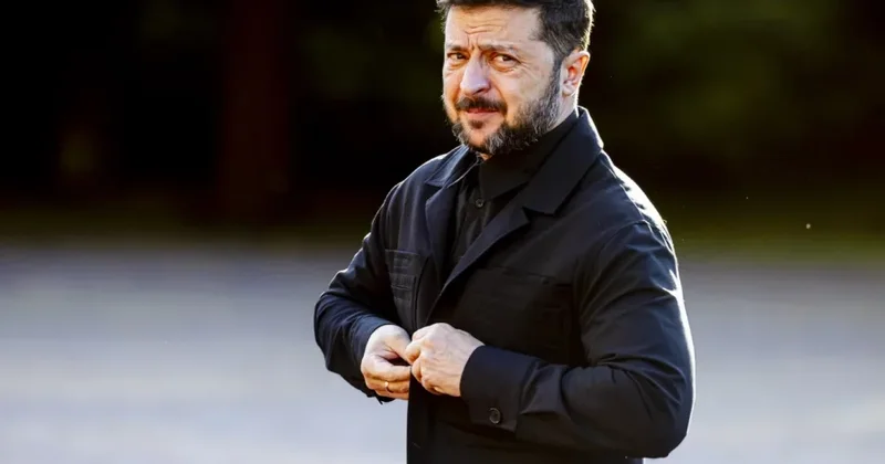Zelenskinin geyimi yenə gündəmdə Ağ Ev üçün siyasi mesaj