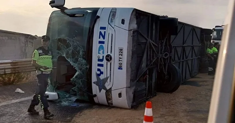 Число погибших в Стамбуле в ДТП с автобусом достигло 4 человек, пострадали 26