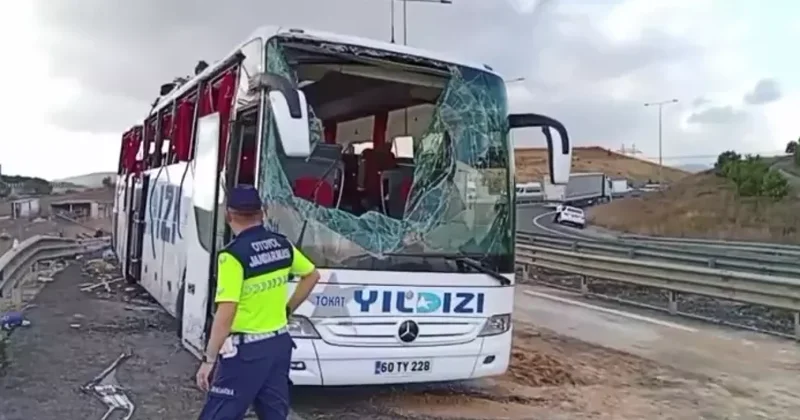 Türkiyədə daha bir avtobus qəzası 3 ölü, çox sayda yaralı