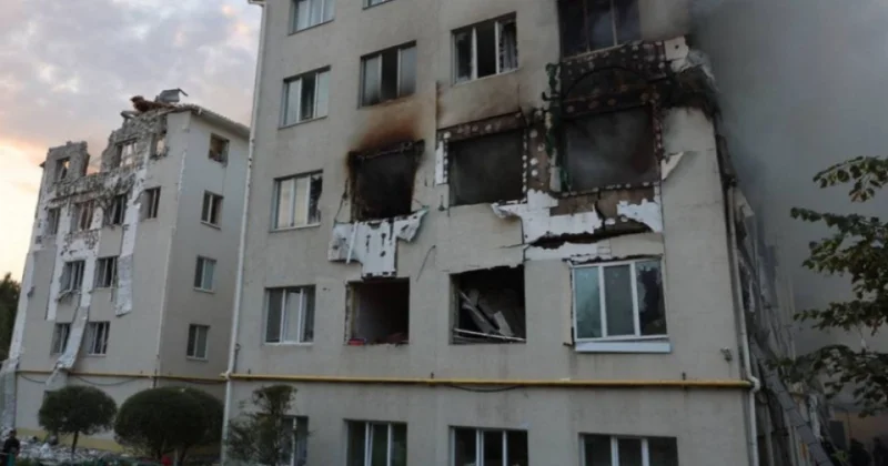 Rusiya ordusunun Xarkovda yaşayış məntəqəsinə raket zərbələri nəticəsində beş nəfər həlak olub