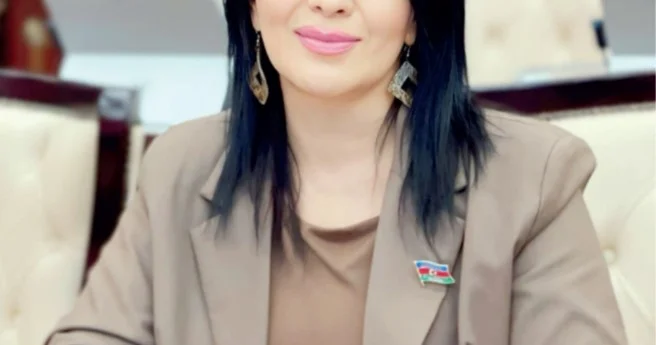 Siyasi mənzərə dəyişir