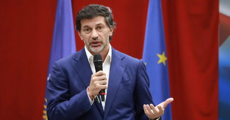 Kaladze: Yeni “məxməri inqilab” hazırlanır