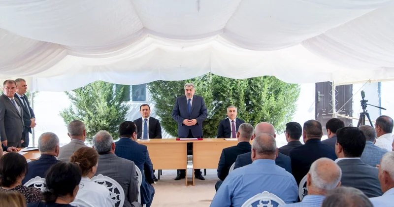 Rüstəm Xəlilov Kərimbəyli kəndinin sakinləri ilə görüşdü FOTOLAR