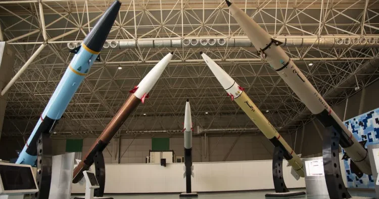 BƏƏ İran tərəfindən buraxılan iki ballistik raketi AŞKARLADI