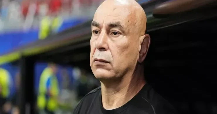 Baş məşqçinin keçmiş və indiki arvadları dalaşdı