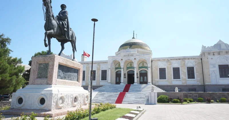 Ankarada zərgərlik sənətinin 12 minillik tarixinə həsr olunmuş sərgi açılıb