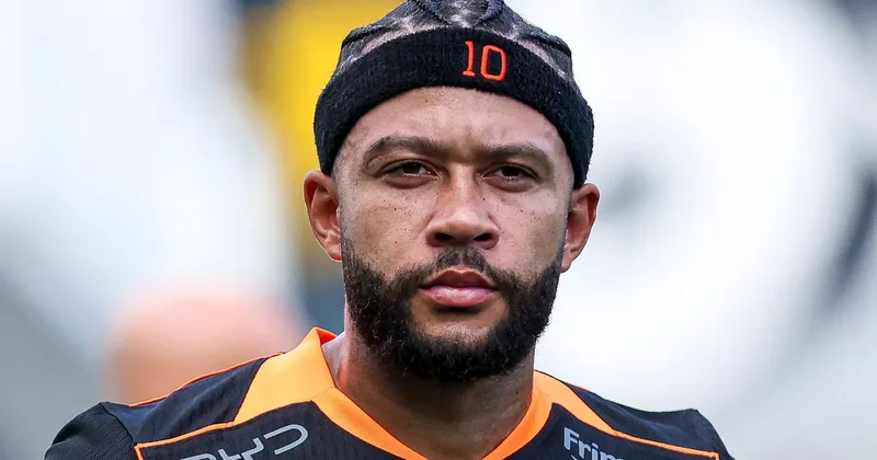 Depay lazımi addımı atdı