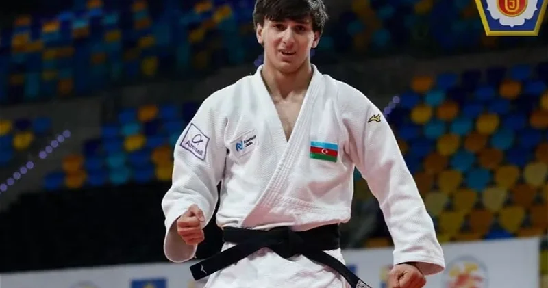 Юные азербайджанцы готовы покорить Эквадор