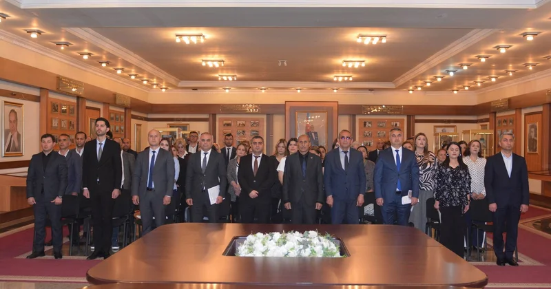 “Heydər Əliyev və müasir Azərbaycanın şəhərsalma modeli: davamlı inkişafdan Zəfərə” FOTO