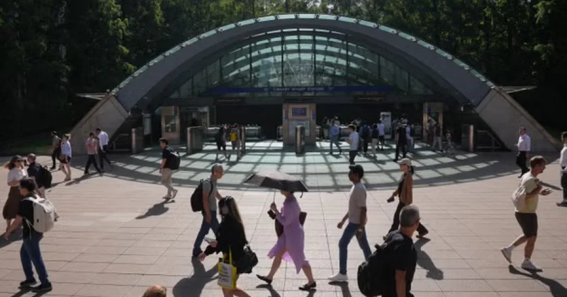 Böyük Britaniyada iş vakansiyalarının sayı son beş ilin ən aşağı səviyyəsinə enib