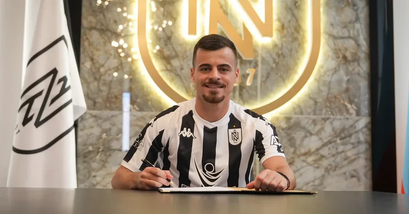“Neftçi” futbol klubu yeni transferini açıqladı VİDEO