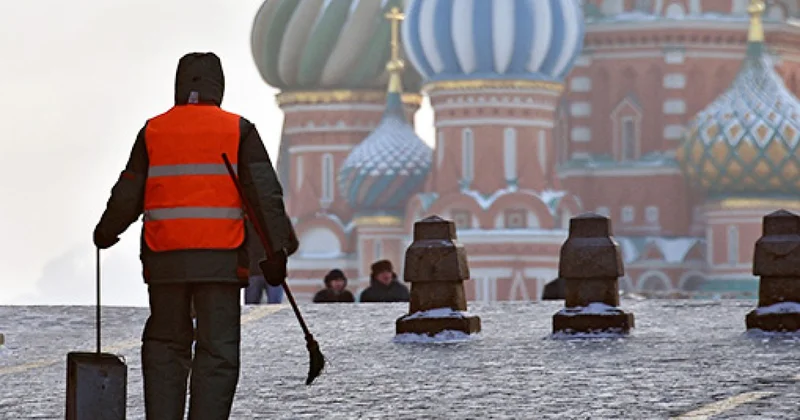 В России гастарбайтеров из Центральной Азии сменят новые лица...