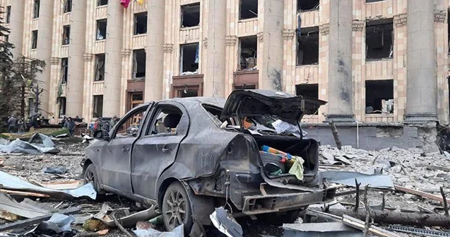 Xarkova endirilən raket zərbəsi 10 nəfərin həyatına son qoyub FOTO