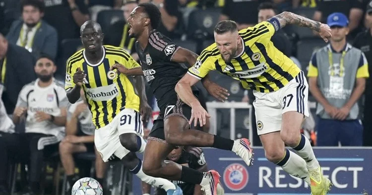 3 matçda da heç heçə qeydə alındı Çempionlar Liqasında pley off həyacanı
