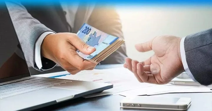7 nazirlik işçi axtarır: 4 minə yaxın maaş...