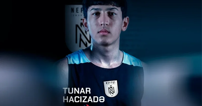 Neftçi oyunçusunu komandada saxladı