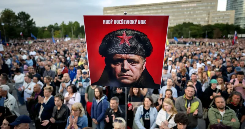 Долой большевика, то есть Фицо объектив