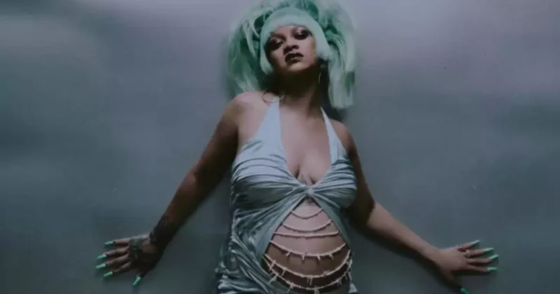 Rihannanın qızı dünyaya gəlib?