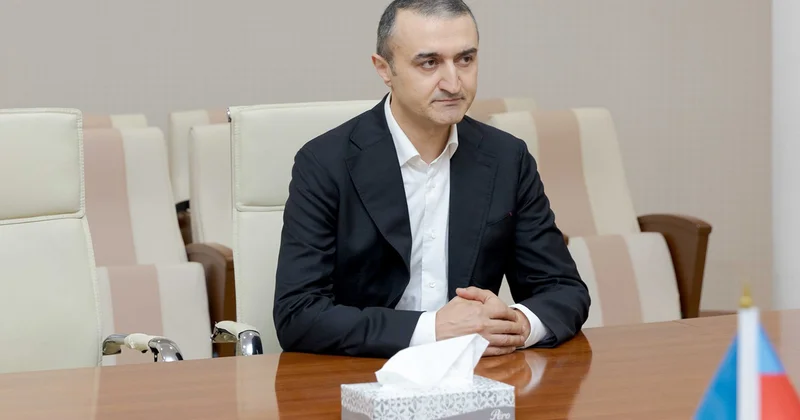 Həkim kimi adı siyahıda olmadı Bu yola əl atdı
