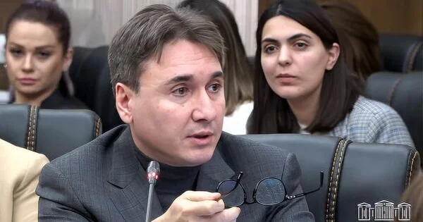 İrəvan Ankara münasibətləri irəliləyir: Bu dəfə Gevorqyan Türkiyəyə gedir