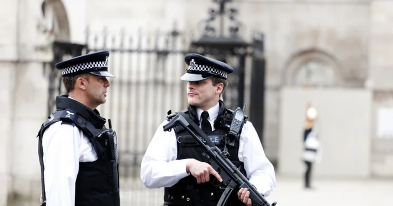 Britaniyada Rusiya kəşfiyyatı üçün işləyən 3 nəfər həbs olunub
