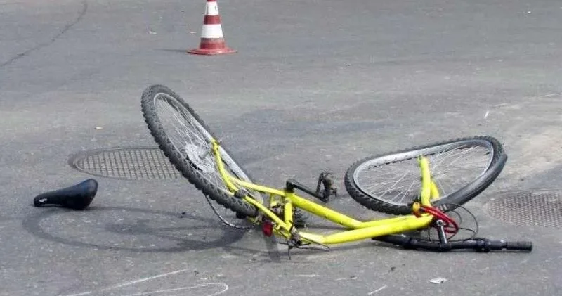 Velosipedçini maşın vuraraq öldürüb