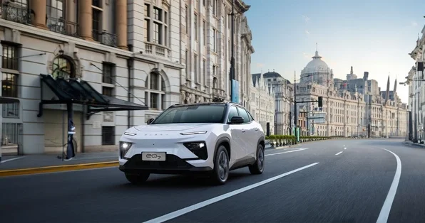 8000 AZN ENDİRİM Tam Elektrikli Chery EQ7
