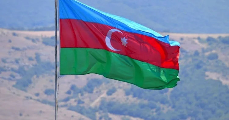 DÖVLƏT SUVERENLİYİNİN TAM BƏRPASI: MÜSTƏQİLLİK TARİXİMİZİN ZƏFƏR TACI